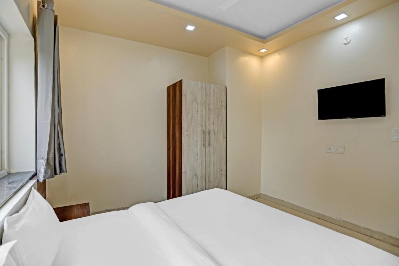 Hotel O Expo View Near Pvr Ansal Plaza Велика Нойда Екстер'єр фото
